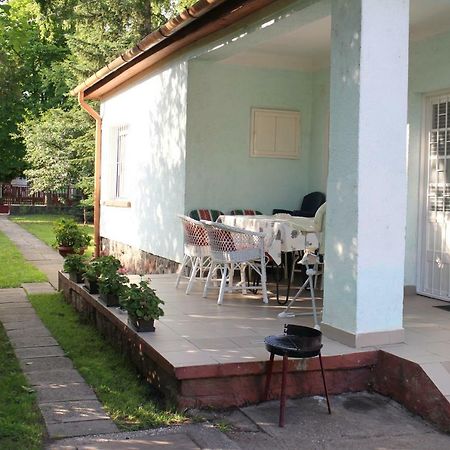 Evelin Nyaralohaz Villa Сиофок Екстериор снимка